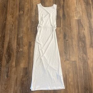🔥 SALE - NWOT White Ribbed Knot Detail Swim Coverup
